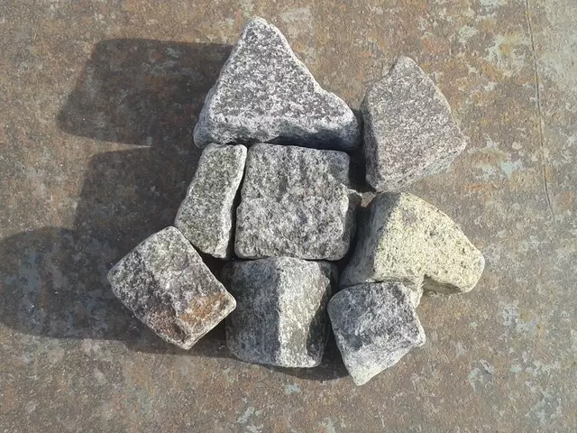 antikolt andezit görgeteg kő